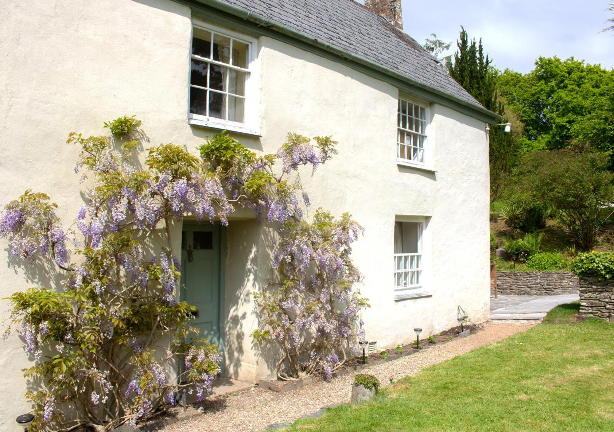 The Old Barn At Bosillion House Apartment *